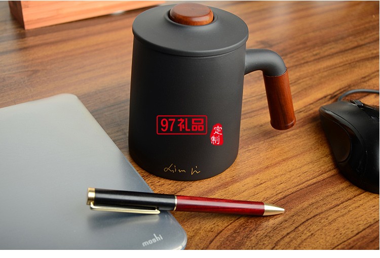 紫砂杯、紅木簽字筆商務(wù)套裝